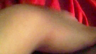 Amateur Fingering Friday with Tight Shaved Pussy Selfies