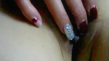 Amateur Asian Finger Porn - Masturbating with Her Cute Pussy!