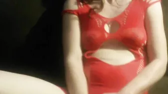 Unleashed MILF Screaming Orgasm with Dildo & Loud Moans!