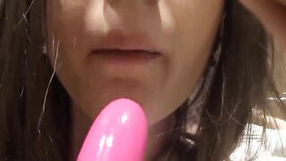 Masturbating Brunette Public Orgasm in Store Changing Room!