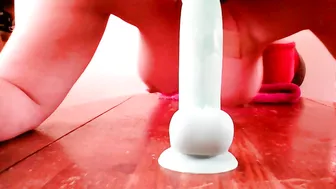 MILF Masturbates with Sex Toys & Deepthroats BJ in Homemade Video