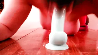 MILF Masturbates with Sex Toys & Deepthroats BJ in Homemade Video