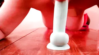 MILF Masturbates with Sex Toys & Deepthroats BJ in Homemade Video