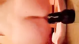 College Cutie Homemade Masturbation with Black Dildo Squirts!