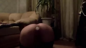 Amateur Pornstar Masturbates with Big Ass and Dildo in Homemade Video