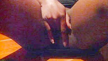 Amateur Ebony Squirts with Fingering & Homemade Masturbation