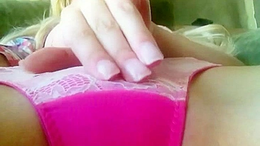 Blonde Teen Fingering Shaved Pussy in Homemade Masturbation Video