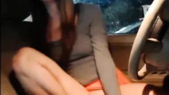 Wet & Wild Masturbation Session / Teen Babe Homemade Orgasm in Rainy Car!