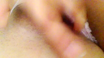 Amateur Brunette College Girl Finger Pussy Rub Selfie Masturbation