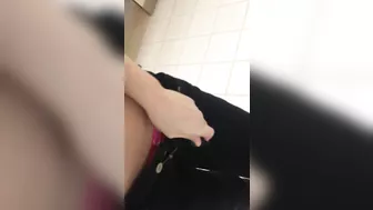 College Teen Public Masturbation Selfies go Viral on Tumblr!