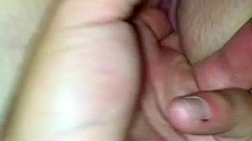 Creamy Squirt! Amateur Homemade Masturbation with Tight Pussy & Loud Moans