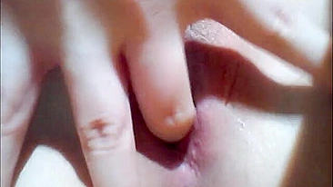 Amateur Asian Teen Fingered Herself Tight Pussy Homemade Masturbation