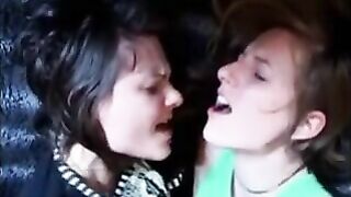 College Girls' Bisexual Masturbation Orgasm Caught on Homemade Cam!