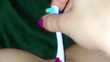 Tight Young Pussy Masturbates Amateur Homemade College Teen