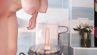 Chubby Pawg Fucks Huge Dildo in Amateur Masturbation Session