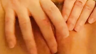 MILF Wife Homemade Finger Porn - Amateur BBW Masturbates Her Clitty Diddle