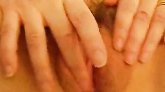 MILF Wife Homemade Finger Porn - Amateur BBW Masturbates Her Clitty Diddle
