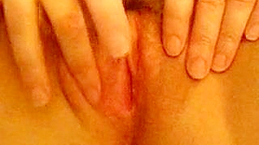 MILF Wife Homemade Finger Porn - Amateur BBW Masturbates Her Clitty Diddle