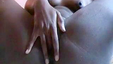Amateur Ebony Fingered Masturbation Rubdown