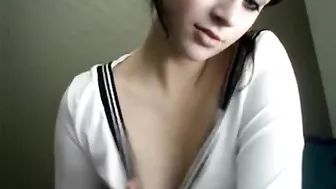 Must-See Amateur Brunette Homemade Masturbation Squirting Orgasm!