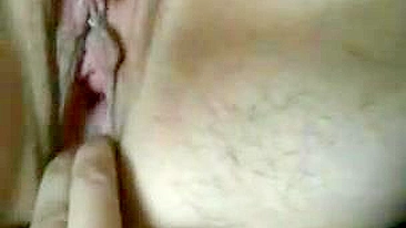Amateur BBW Milf Masturbates Homemade Wife Stretches Pussy