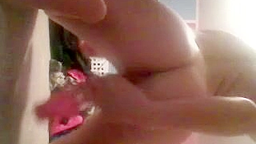 Chubby Teen Pawg Masturbates with Dildo in Homemade Amateur Video