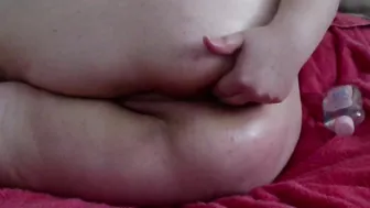 Homemade Masturbation with Amateur BBW Finger Play