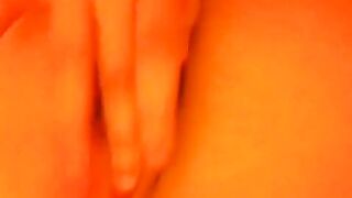 Amateur Shaved Pussy Finger Masturbation Homemade