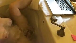 MILF Mom Solo Webcam Orgasm - Amateur Big Boob Busty Cum Shot!