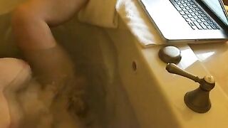 MILF Mom Solo Webcam Orgasm - Amateur Big Boob Busty Cum Shot!