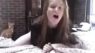 Petite Teen Sensitive Pussy Cums Quickly in Homemade Masturbation Video