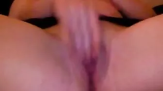 Amateur Girlfriend Tight Pussy Masturbation with Shaved Wet Fingers