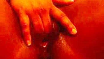 Must-See Ebony Ex-GF Finger Orgasms on Homemade Solo Pussy Rubdown!