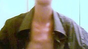 MILF Masturbates on Webcam - Blonde Fingered Solo