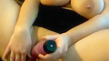 Busty BBW Masturbates with Fat Pussy & Dildo in Homemade Solo