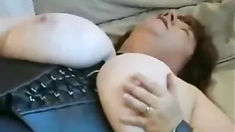Massive BBW Masturbates with Dildo in Solo Session
