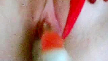 Girlfriend Christmas gift ignites explosive solo session with dildo and multiple orgasms