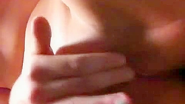 Amateur Finger Fun - Homemade Masturbation with Pussy & Solo Play