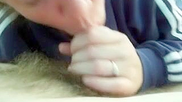 Masturbating Hairy BBW Gives Blowjob with Dildo in Homemade Solo