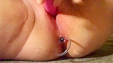 Amateur BBW Masturbates with Dildo in Closeup, Cums Hard