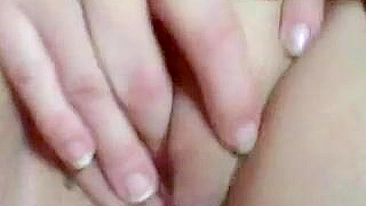 MILF Mom Rubs Her Chubby Pussy Front & Back in Homemade Amateur Fingering