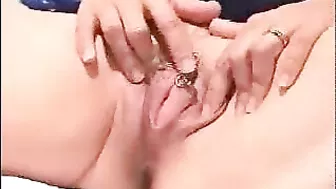 MILF Mom Chats & Self-Pleasures on Phonesex w/ BBC! MILF Mom Chats & Self-Pleasures on Phonesex w/ BBC!