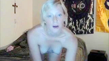 Sexy MILF with Small Tits & Skinny Body Masturbates with Dildo in Homemade Video