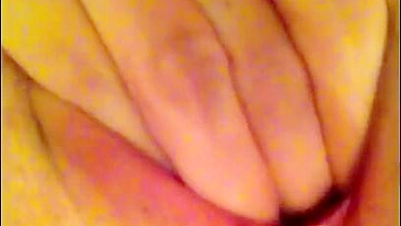 MILF Homemade Masturbation with Shaved Pussy & Moaning Orgasm