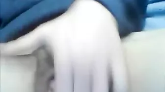 Amateur Masturbation with Enormous Clitoris and Fingers