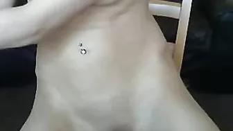 Masturbating Amateur with Big Dildos on Webcam