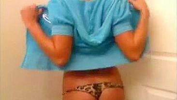 Masturbating Brunette Babe with Big Tits in Leopard Thong!