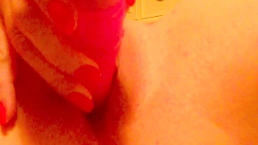 Mom Homemade Masturbation with Vibrators & Ben Wa Balls - Amateur Closeups