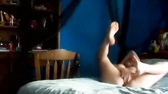 Masturbating Teen Gymnasts on Webcam - Solo Finger Fun!