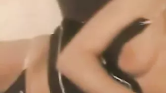 Masturbating Beauty Sensual Foreplay with Blowjobs, Fingering & Pussy Sucking